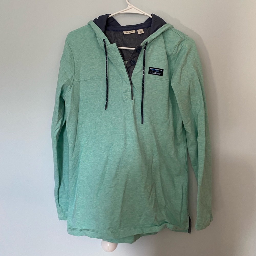 L.L. Bean Henley Seafoam Green Hooded Shirt